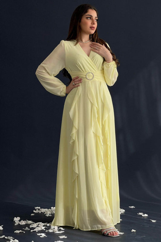 Elegant yellow chiffon dress with ruffles