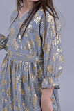 Girls' jalabiya with a dress design embroidered with gray-gold sequins