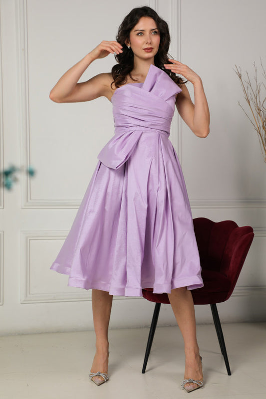 Short evening dress with a bow, lavender color