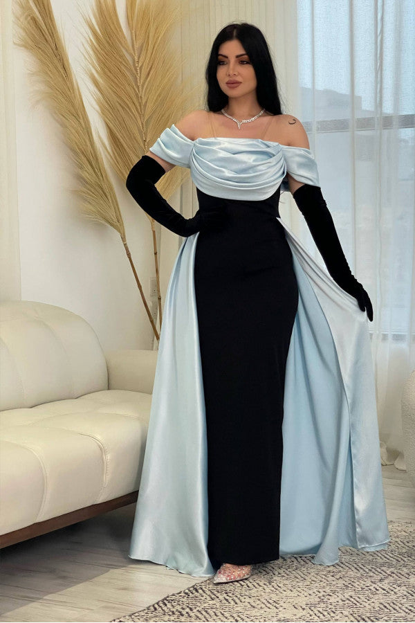Classic dress with tail in sky colour