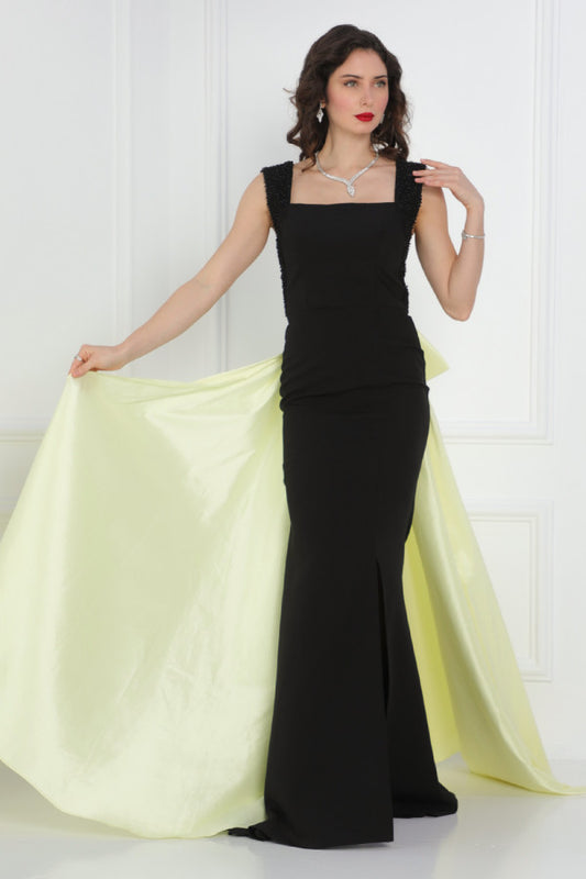 Evening dress with a bow design with a train at the back, yellow color