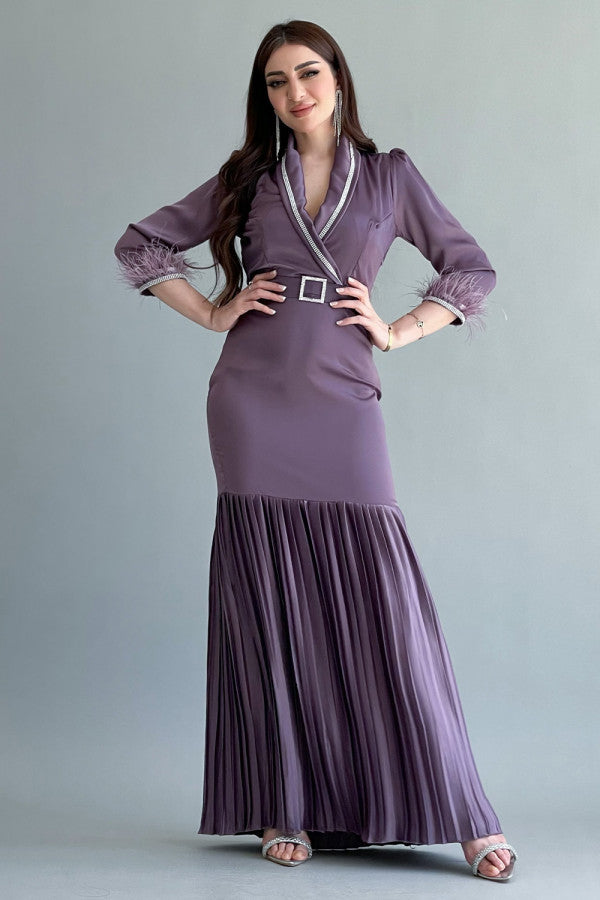 Pleated satin dress decorated with a crystal ribbon and mauve feathers