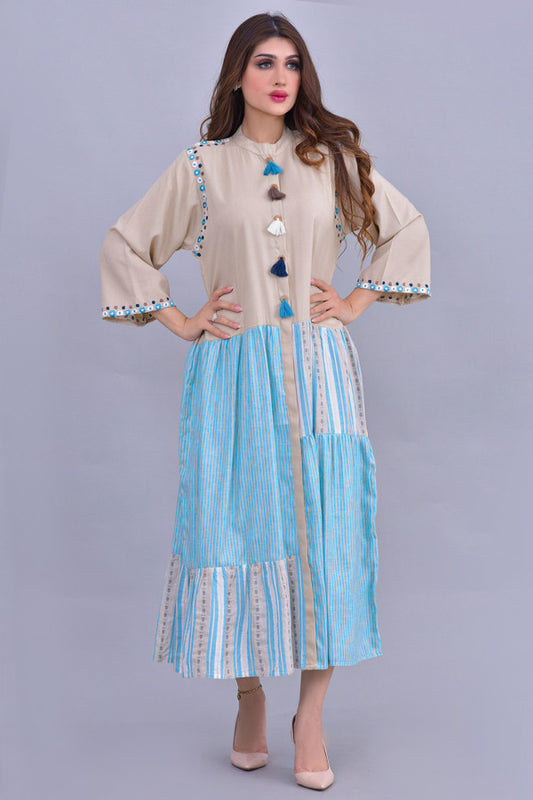 Jalabiya with pleats decorated with blue tassels