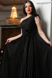 Evening dress with a pleated design on the chest, one shoulder, black color