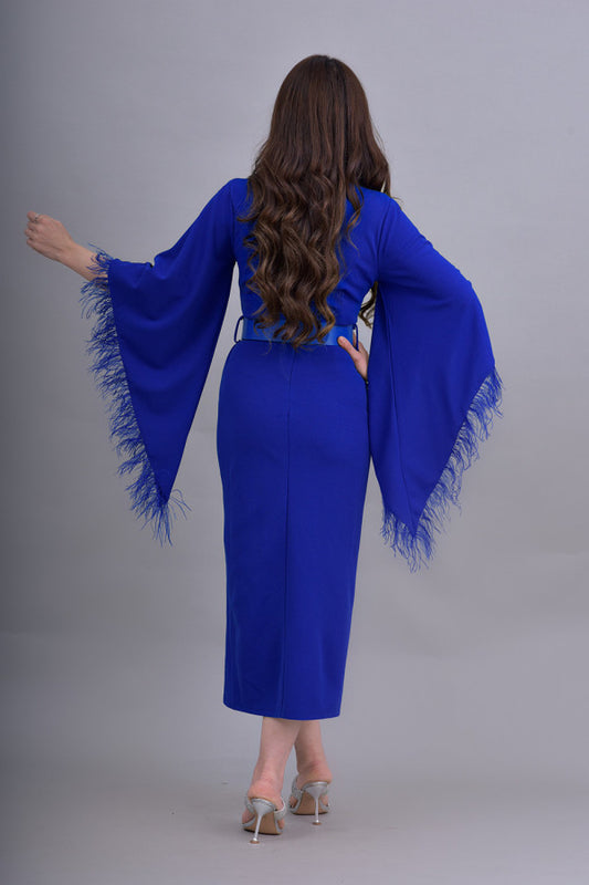 Midi dress with sleeves decorated with feathers, blue