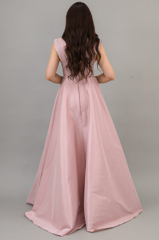 Evening dress embroidered with a pink train design