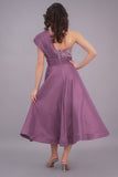 One-shoulder embroidered midi evening dress, mauve color