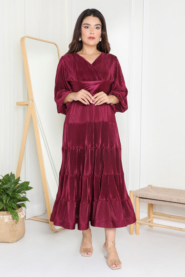 Plisse dress with long puff sleeves, burgundy