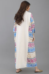 A wide oriental galabiya with Islamic patterns, mauve and blue colours 